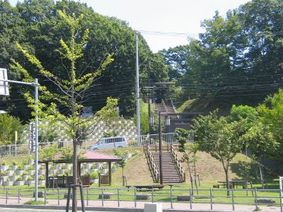 厚別神社の全景