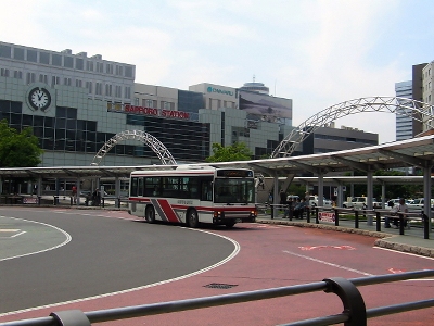 路線バス広場
