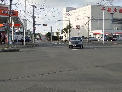 桑園発寒通と環状通の十字路