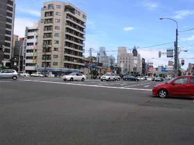 南4条西1丁目付近より豊平橋方向を俯瞰